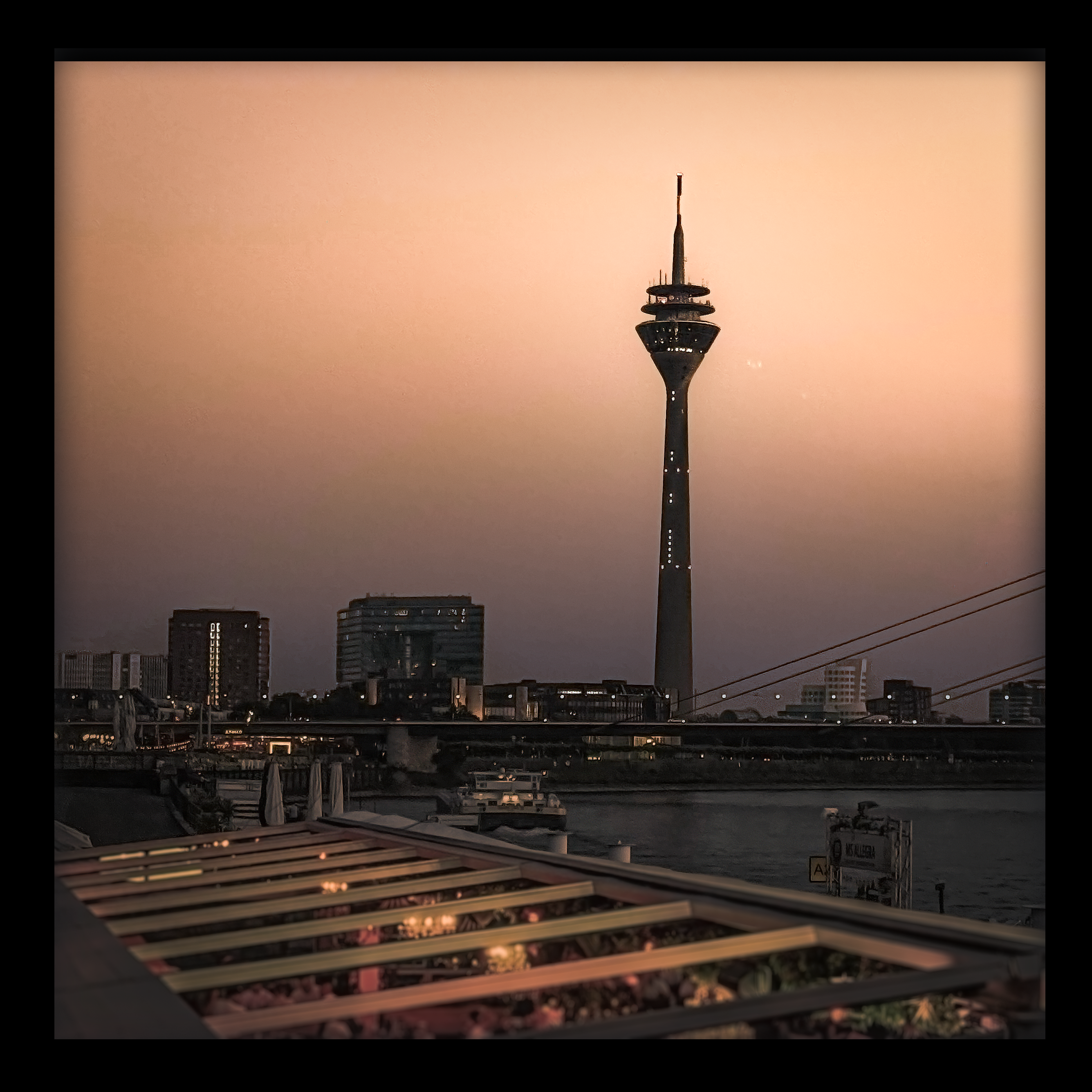 Düsseldorf Triptychon Teil 2